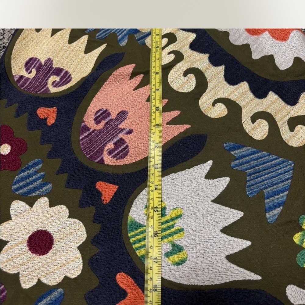 ANTHROPOLOGIE Vanessa Virginia Tulipa Skirt Size 2
Embroidered Lined - Picture 7 of 8
